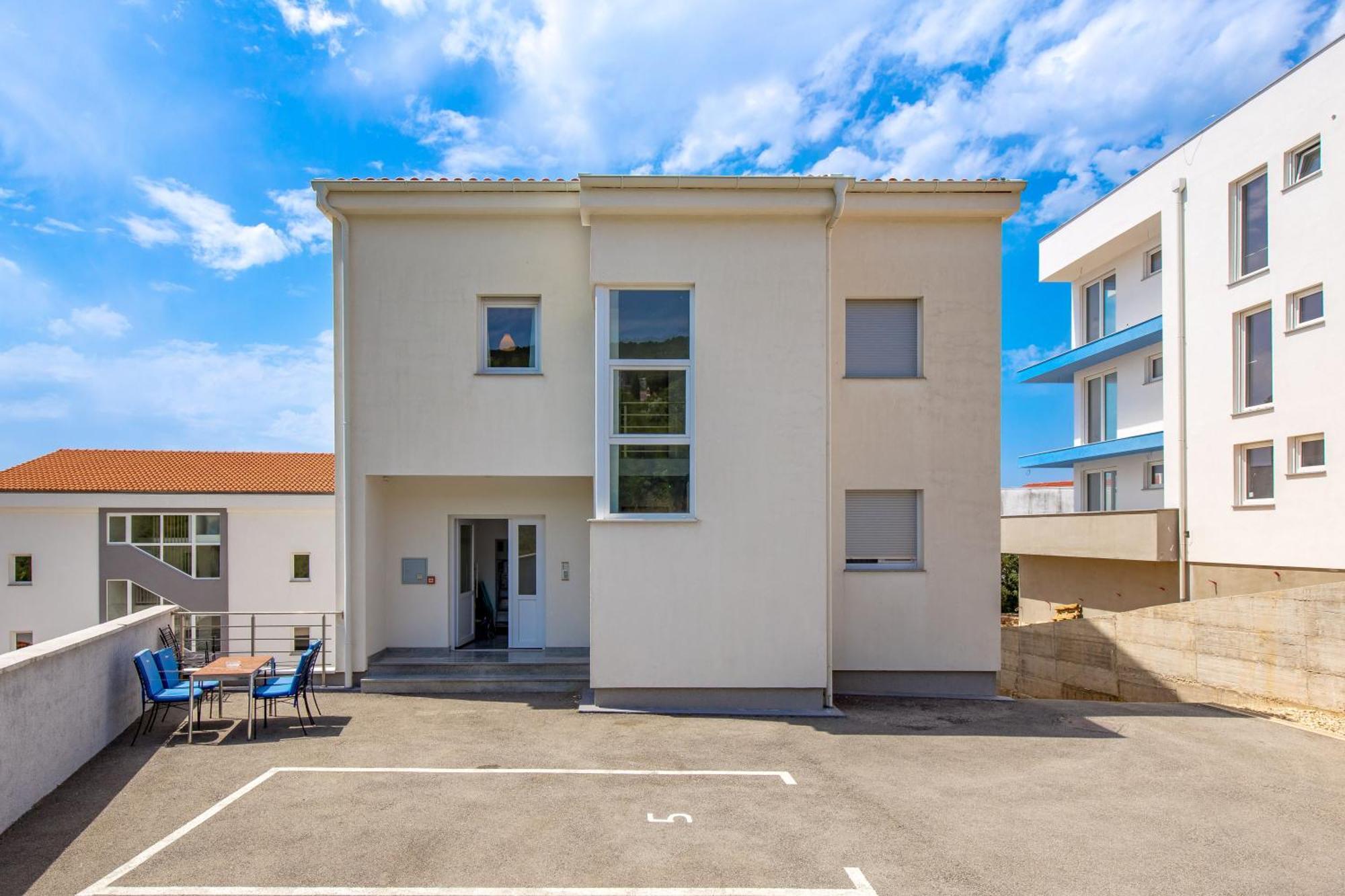 Sailor's Nest Apartment
